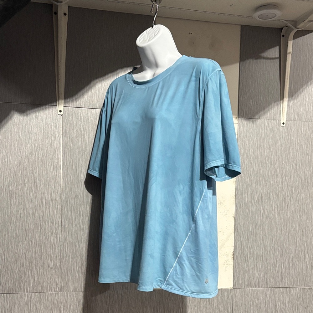 LULULEMON SHORT SLEEVE TOP